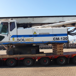 Transport von einer zerlegten 56 Tonnen schweren Drehbohranlage SOILMEC von Ukraine, Kiev nach Italien, Mantova
