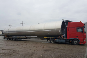 Transport eines Silos P+W Metallbau GmbH von D-Meckenbeuren nach RUS-Lubercy
